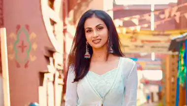 Aanchal Khurana Unveils Her Strategy for Navigating Fame and Criticism in the Spotlight